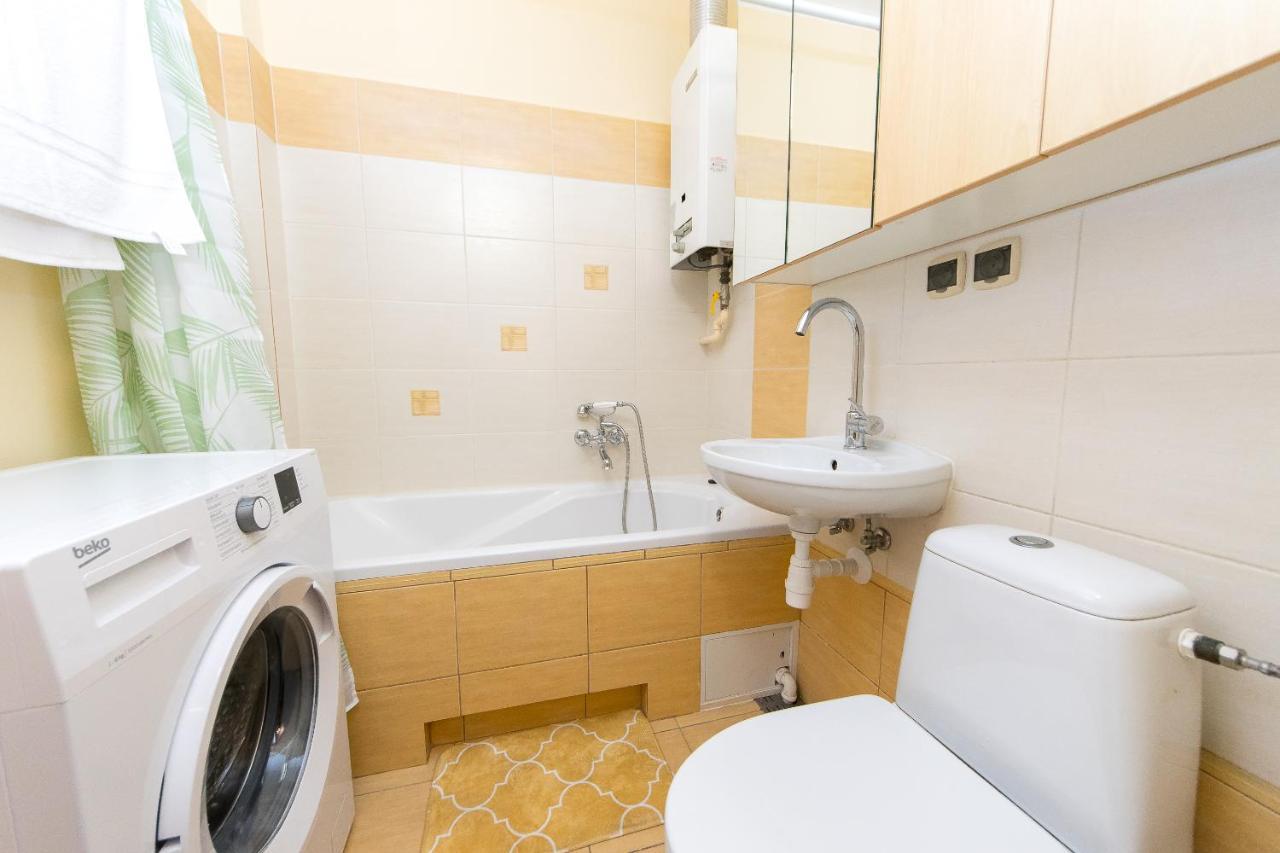 Jungle Cracovia Apartment A/C P4You Pl מראה חיצוני תמונה